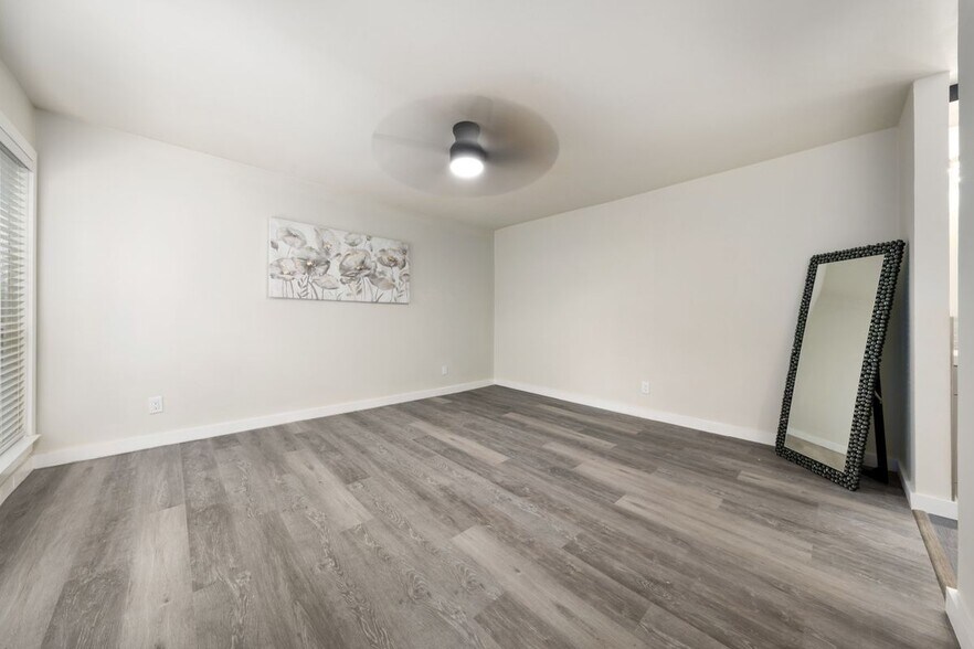 Building Photo - 2703 Meadowstone Ct