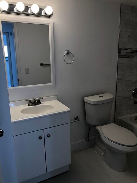 Building Photo - 7407 SW 152nd Ave