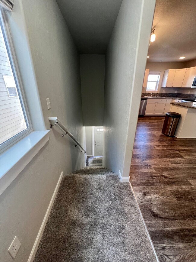 Building Photo - 7832 Jacqueline Way