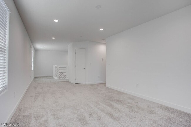 Building Photo - 70 Harrison Rose Ct