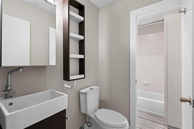 Building Photo - 1106 San Augustine Dr