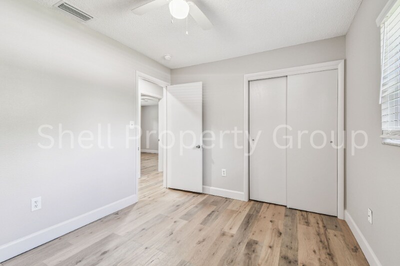 Building Photo - 16901 Melba Ln