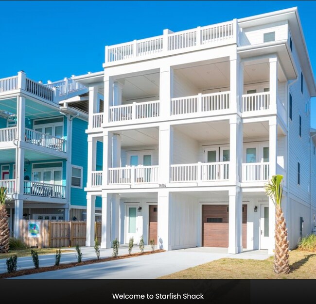 Building Photo - PERFECT "WORK FROM HOME" LOCATION TO ESCAPE THE WINTER