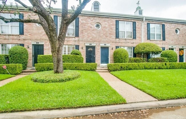 Building Photo - 6410 Del Monte Dr