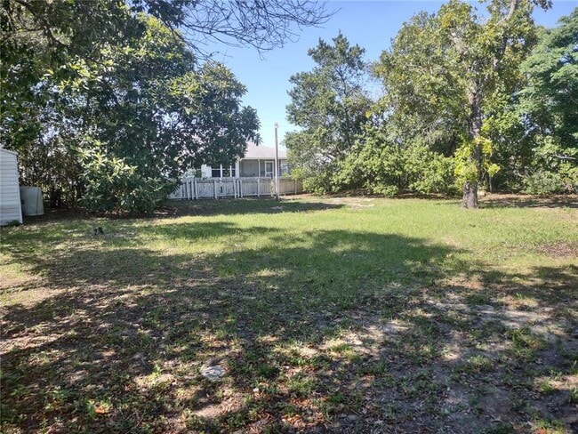 Building Photo - 11117 Upton St