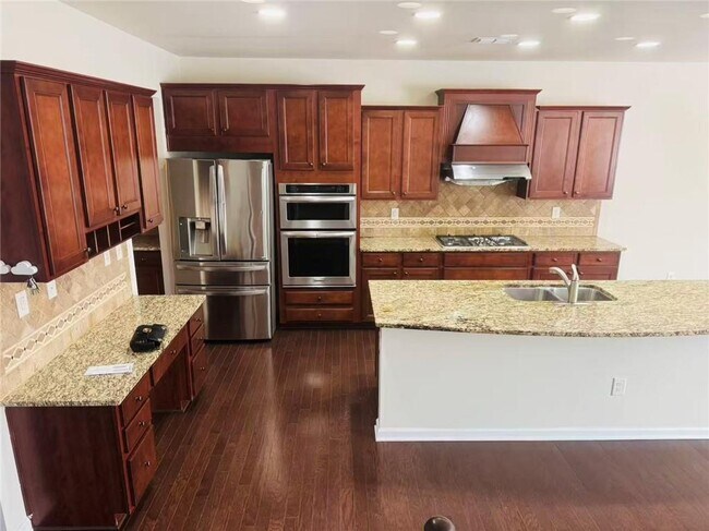 Building Photo - 2450 Northmont Pkwy