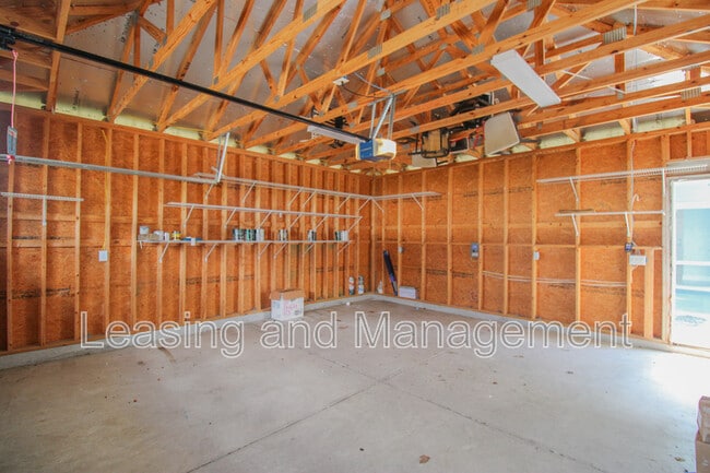 Building Photo - 328 Parish Farms Dr