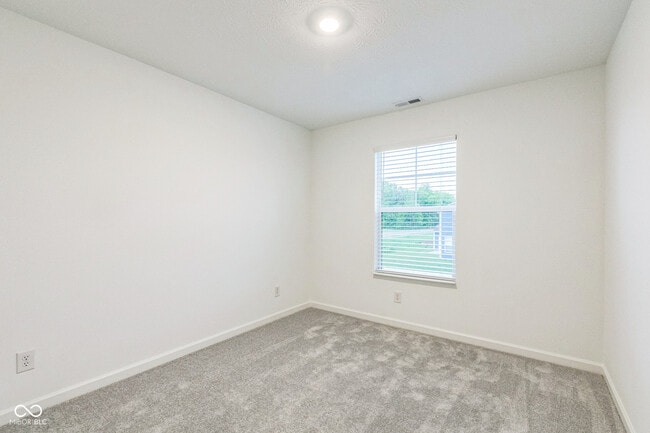 Building Photo - 3449 Briarwick Dr