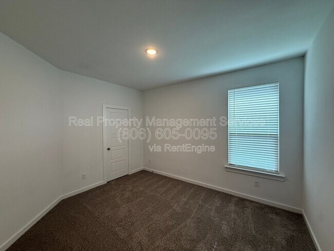Building Photo - 2925 138th Pl