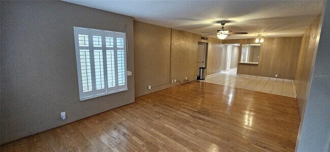 Building Photo - 2244 Winkler Ave