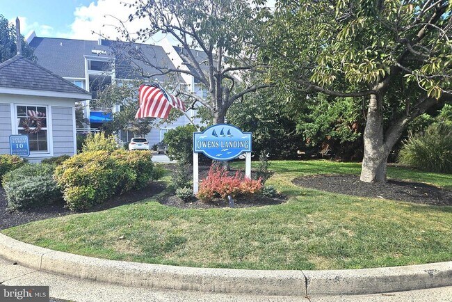 Building Photo - 12 Owens Landing Ct