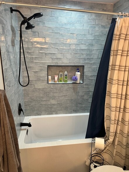 Building Photo - 3013 Sabal Rd