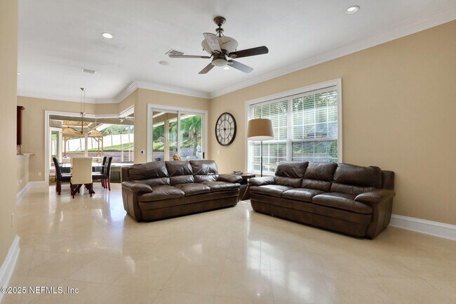 Building Photo - 12707 Tennis Ct