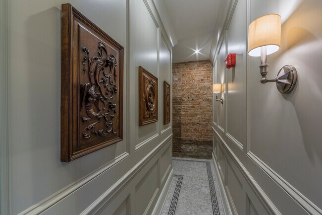 Building Photo - 227 W Fayette St