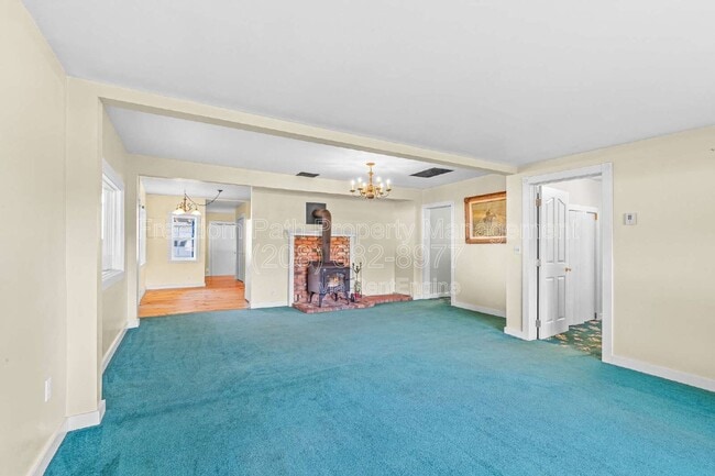 Building Photo - 17778 E Canary Creek Rd