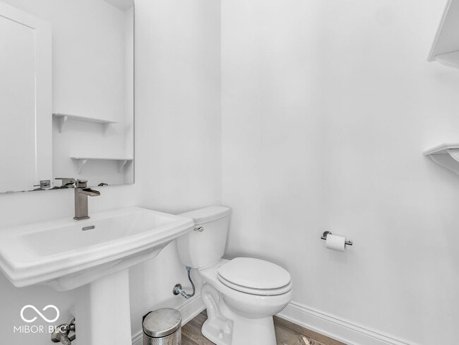 Building Photo - 962 Berkhamsted Ln