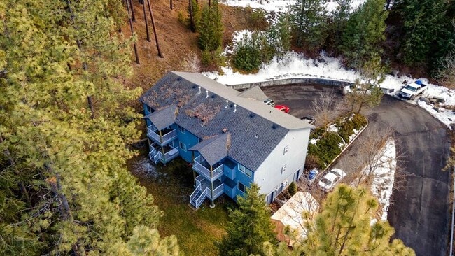 Building Photo - 1325 W Qualchan Dr