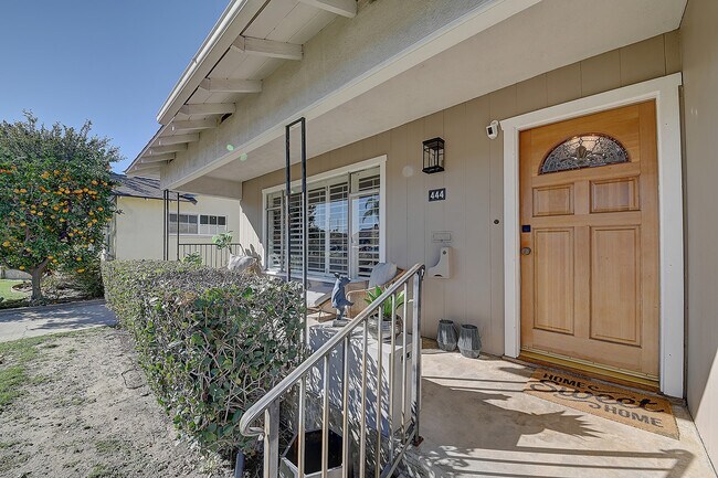 Building Photo - 444 N Shattuck Pl