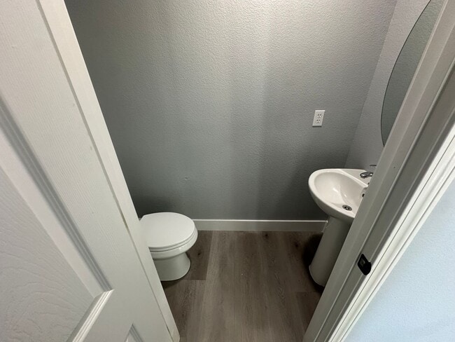 Building Photo - 1435 Lever Blvd