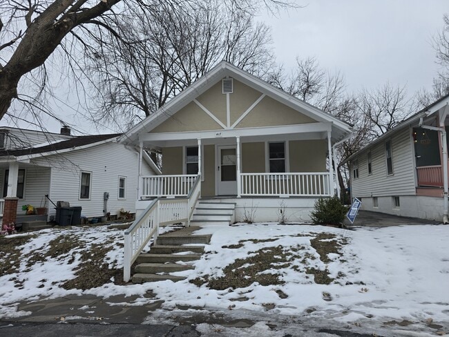 Building Photo - 417 W Walnut St