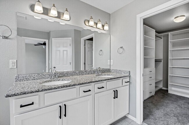 Building Photo - 7585 Alpine Daisy Dr