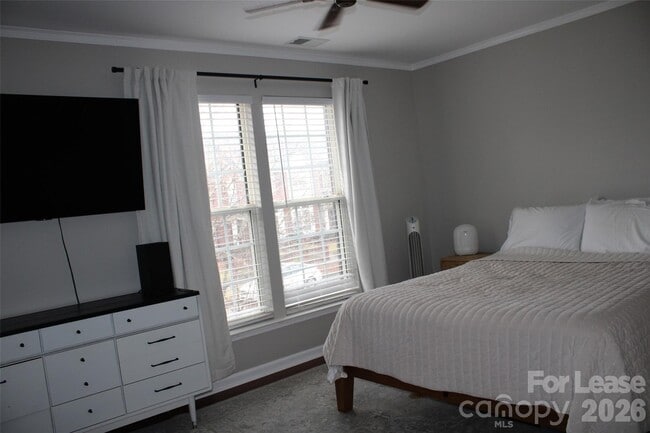 Building Photo - 17726 Delmas Dr