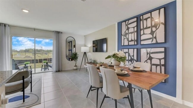 Building Photo - Townhouse For Lease in Central Florida