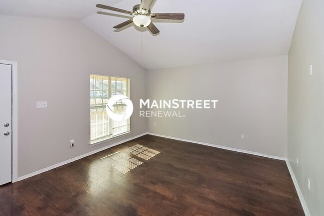 Building Photo - 3 Bedroom Pet-Friendly Home in Olive Branch, MS with Main Street Renewal