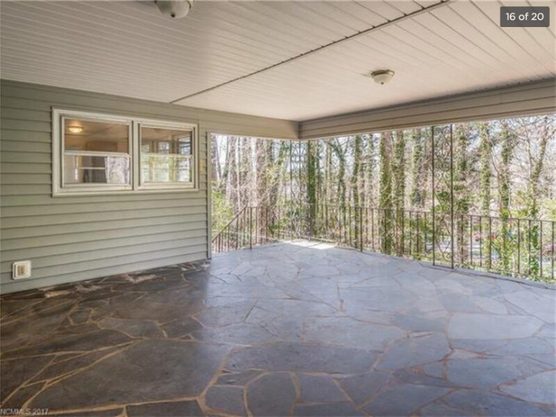 Building Photo - 32 S Oak Forest Dr