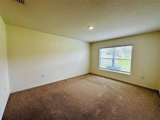 Building Photo - 668 SE 65th Ave
