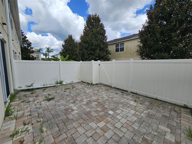 Building Photo - 5128 Crown Hvn Dr