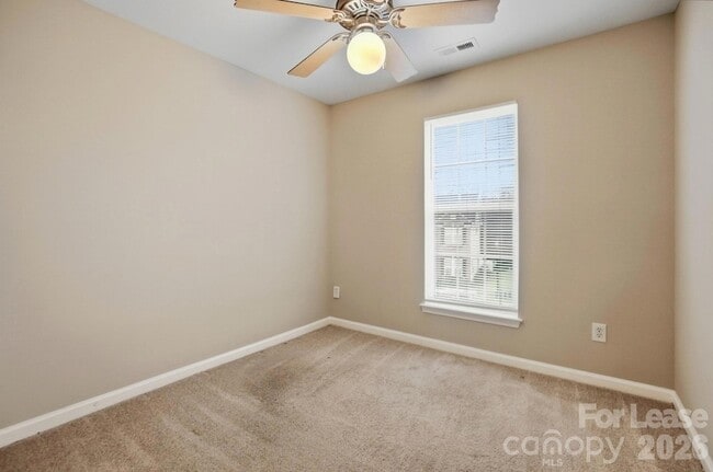 Building Photo - 3028 Misty Harbor Cir