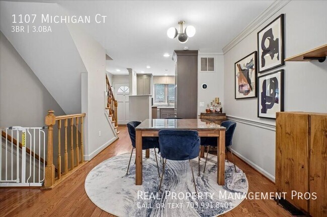 Building Photo - 1107 Michigan Ct