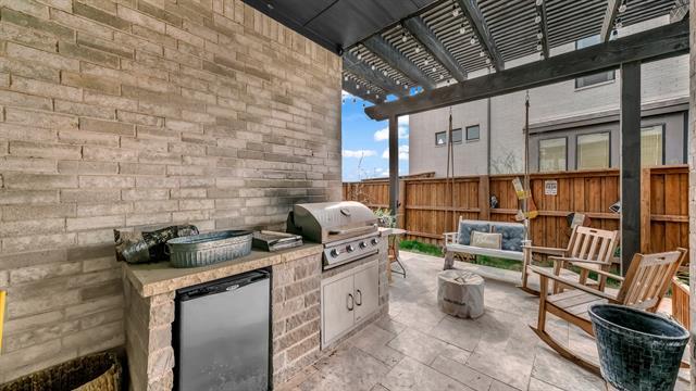 Building Photo - 2357 Longspur Dr