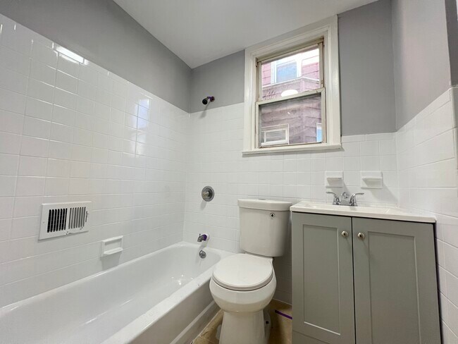 Unit 1 - 42 Dwight St