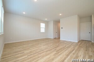 Building Photo - 5935 W Hausman Rd