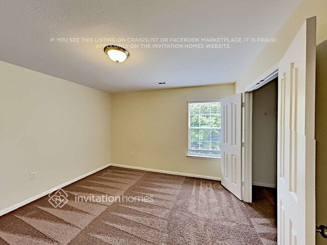 Building Photo - 14310 Waterlyn Dr