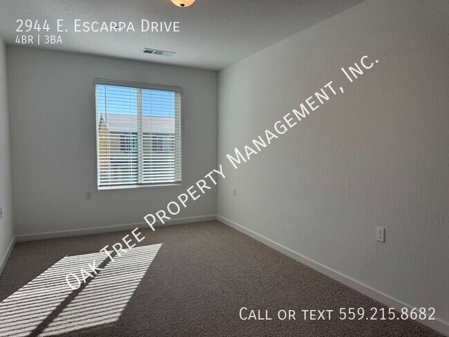 Building Photo - 2944 E Escarpa Dr