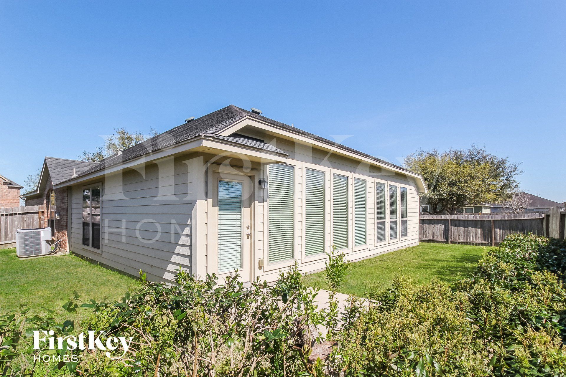 Building Photo - 2703 Facet Creek Dr