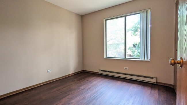Building Photo - 1335 N Winslowe Dr