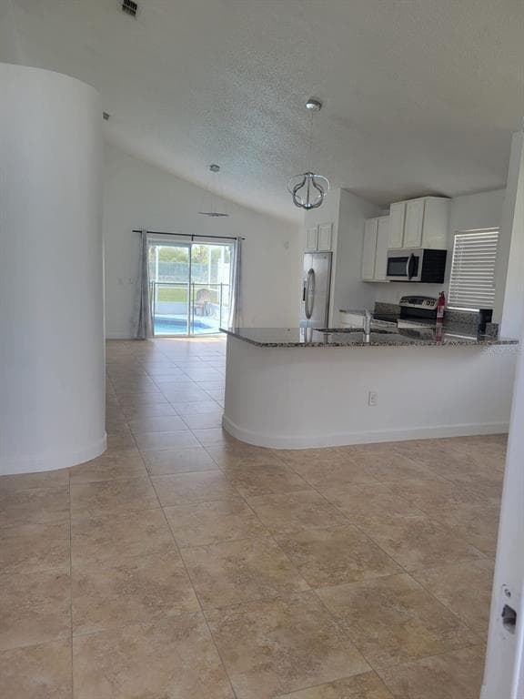 Building Photo - 2304 Anhinga Dr