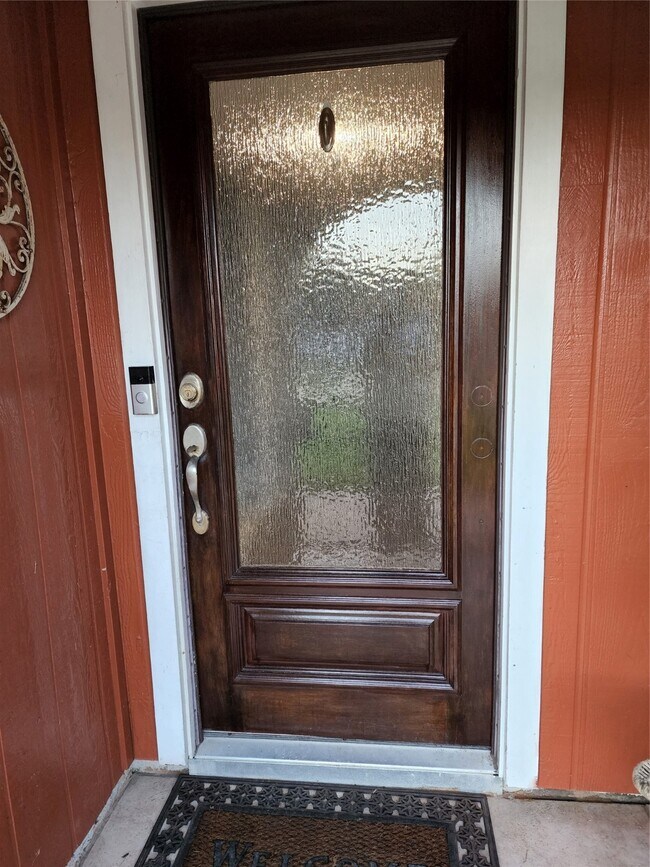 Building Photo - 8103 Edgebrook Forest Ct