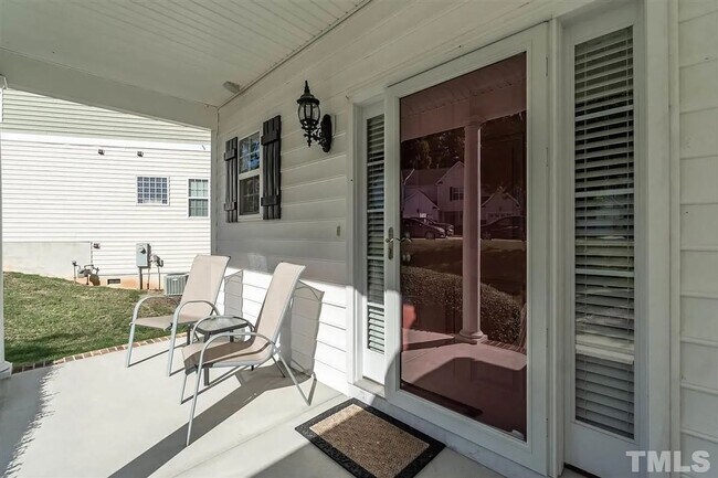Building Photo - 3 Bedroom Townhome in Magnolia Woods - Clo...