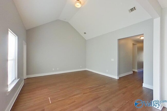 Building Photo - 8008 Shadesbrook Dr