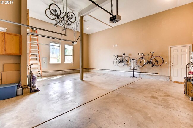 Building Photo - 12318 NW 21st Ave