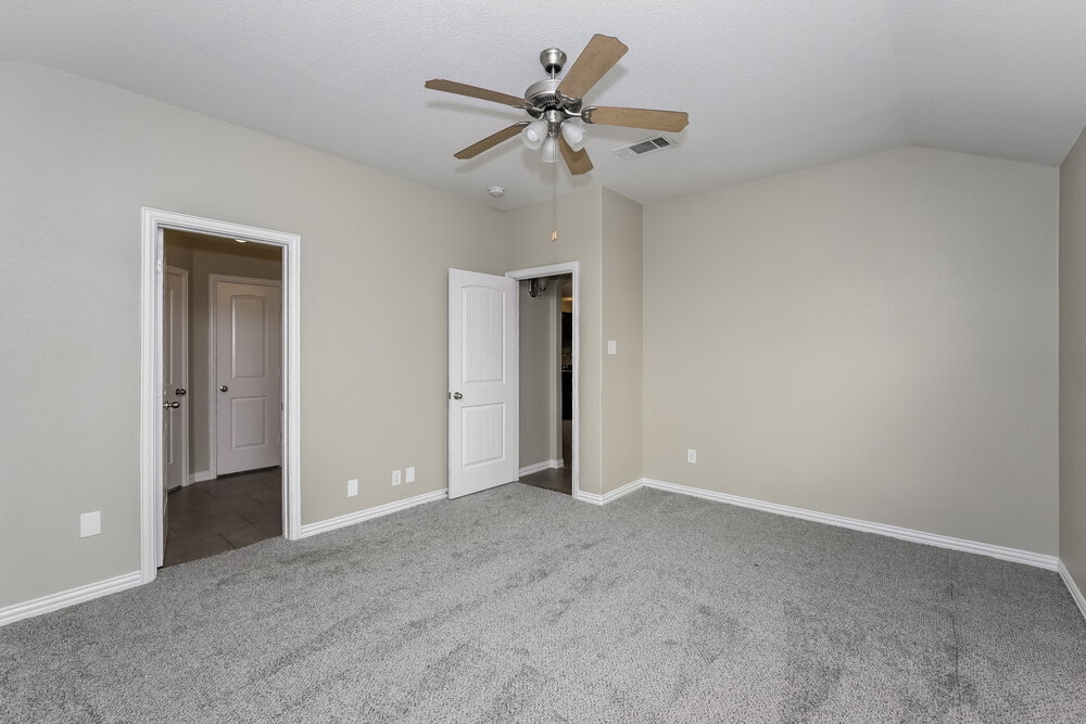 Building Photo - 7609 Rainbow Creek Dr
