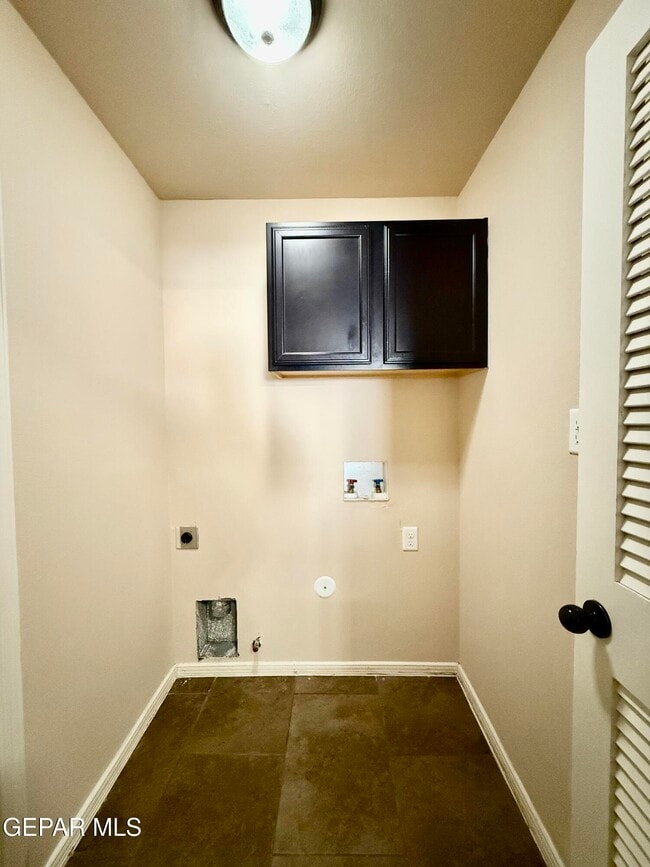 Building Photo - 11353 Bullseye St