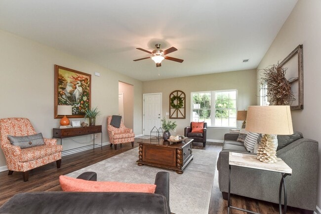 Building Photo - Coming Available!