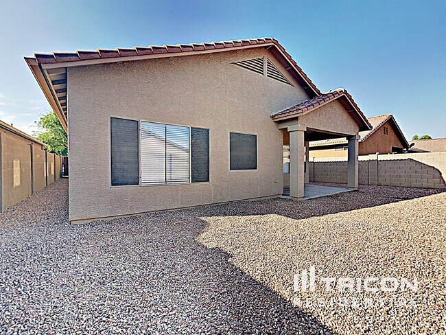 Building Photo - 8328 W Pima St