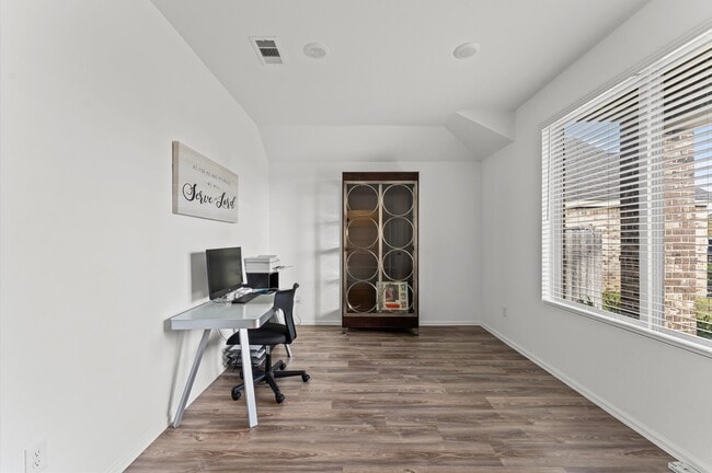 Building Photo - 31722 Harmony High Ln